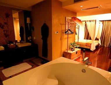 佛山顺德区养生会所的黄昏恋:当爱情遇上八十岁